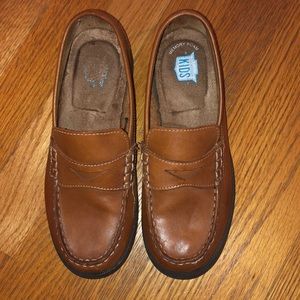 Boys dress shoe